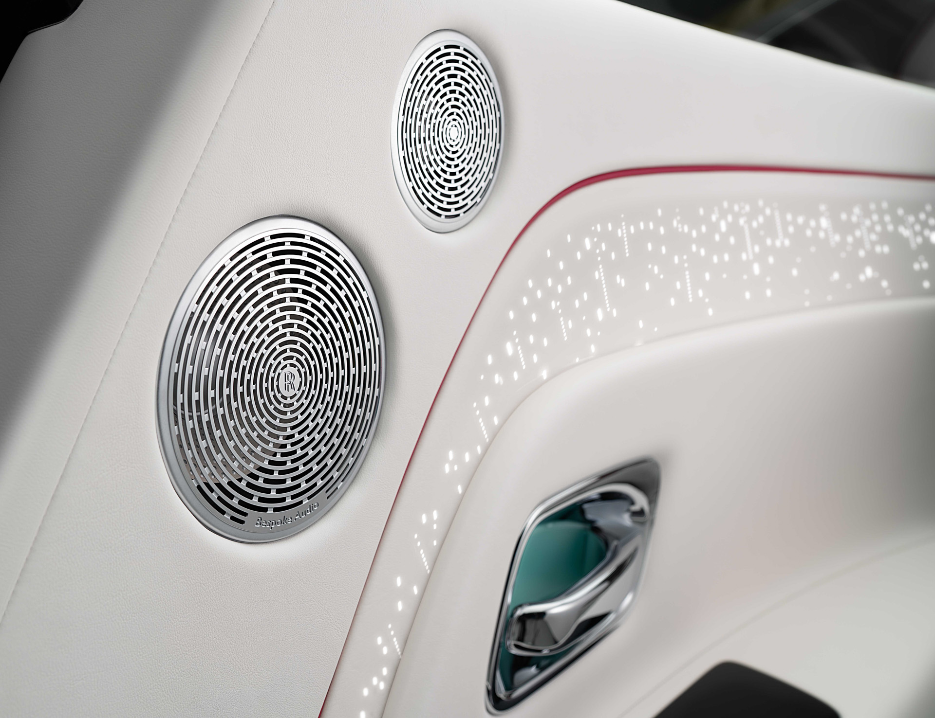 Rolls-Royce Spectre ra mắt: Xe điện sang xịn nhất thế giới, chạy 520km/sạc - Ảnh 16.