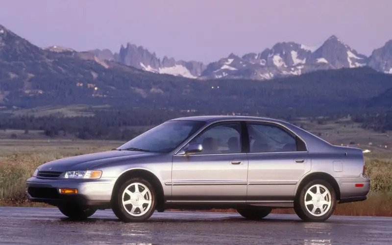 Xe đi triệu dặm mà chỉ dùng động cơ nguyên bản: Có cả Hyundai và Honda - Ảnh 6.