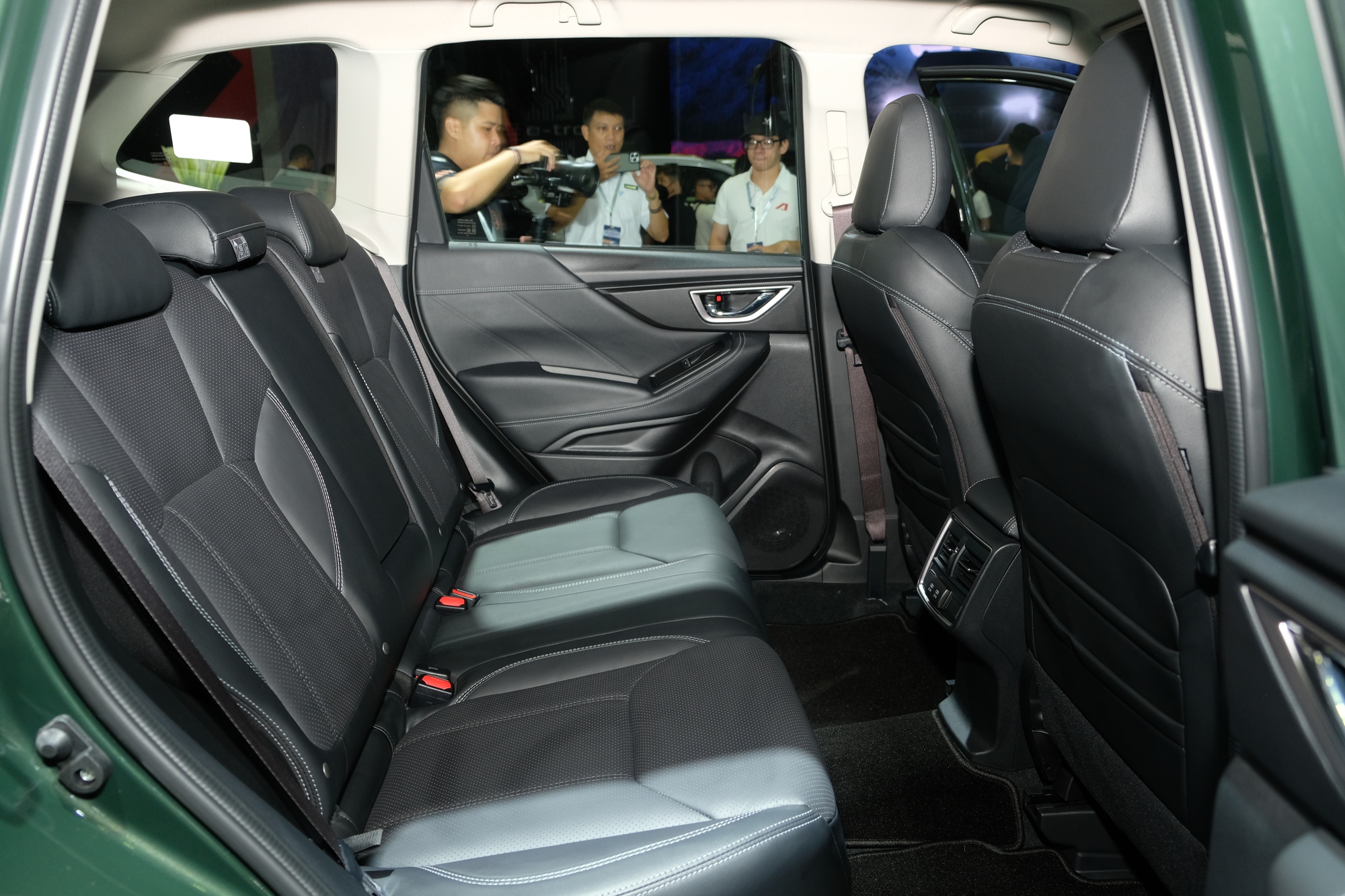 Subaru Forester 2023 giá từ 969 triệu đồng tại Việt Nam: Thiết kế mới, thêm công nghệ an toàn - Ảnh 12.