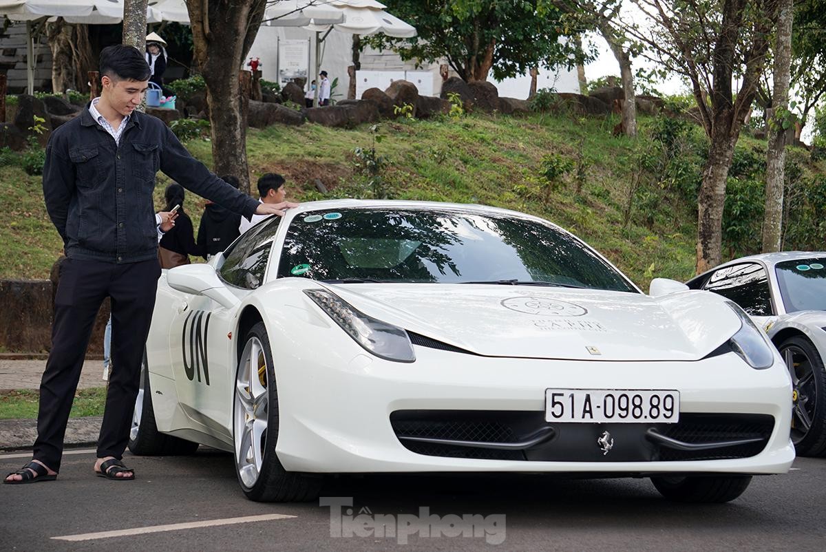 Ferrari F12 Berlinetta độ độc nhất Việt Nam ảnh 13