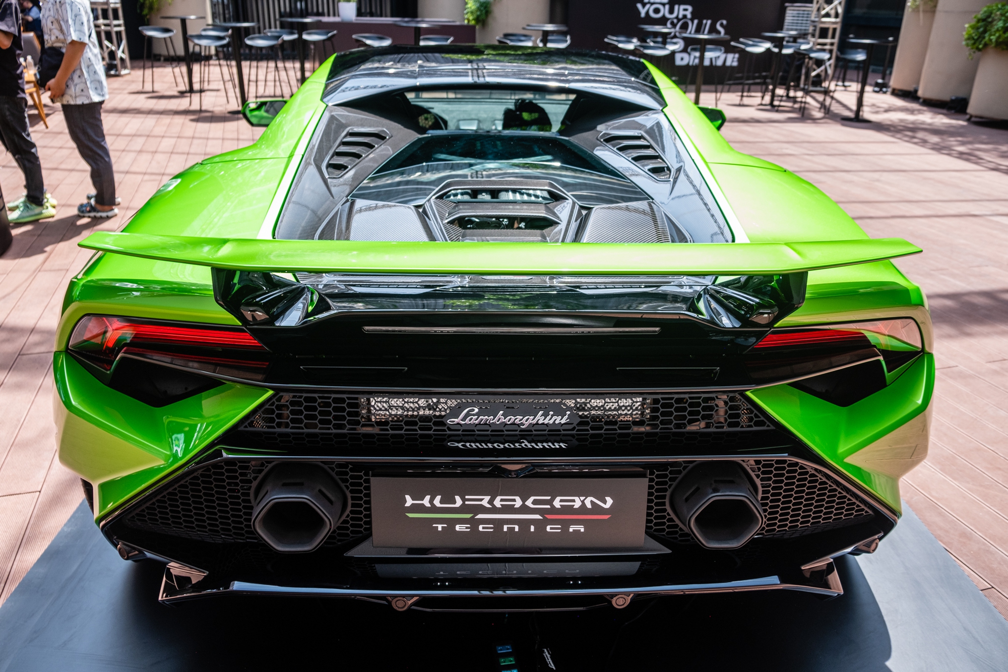 Chi tiết Lamborghini Huracan Tecnica giá từ 19 tỷ đồng tại Việt Nam - Ảnh 7.