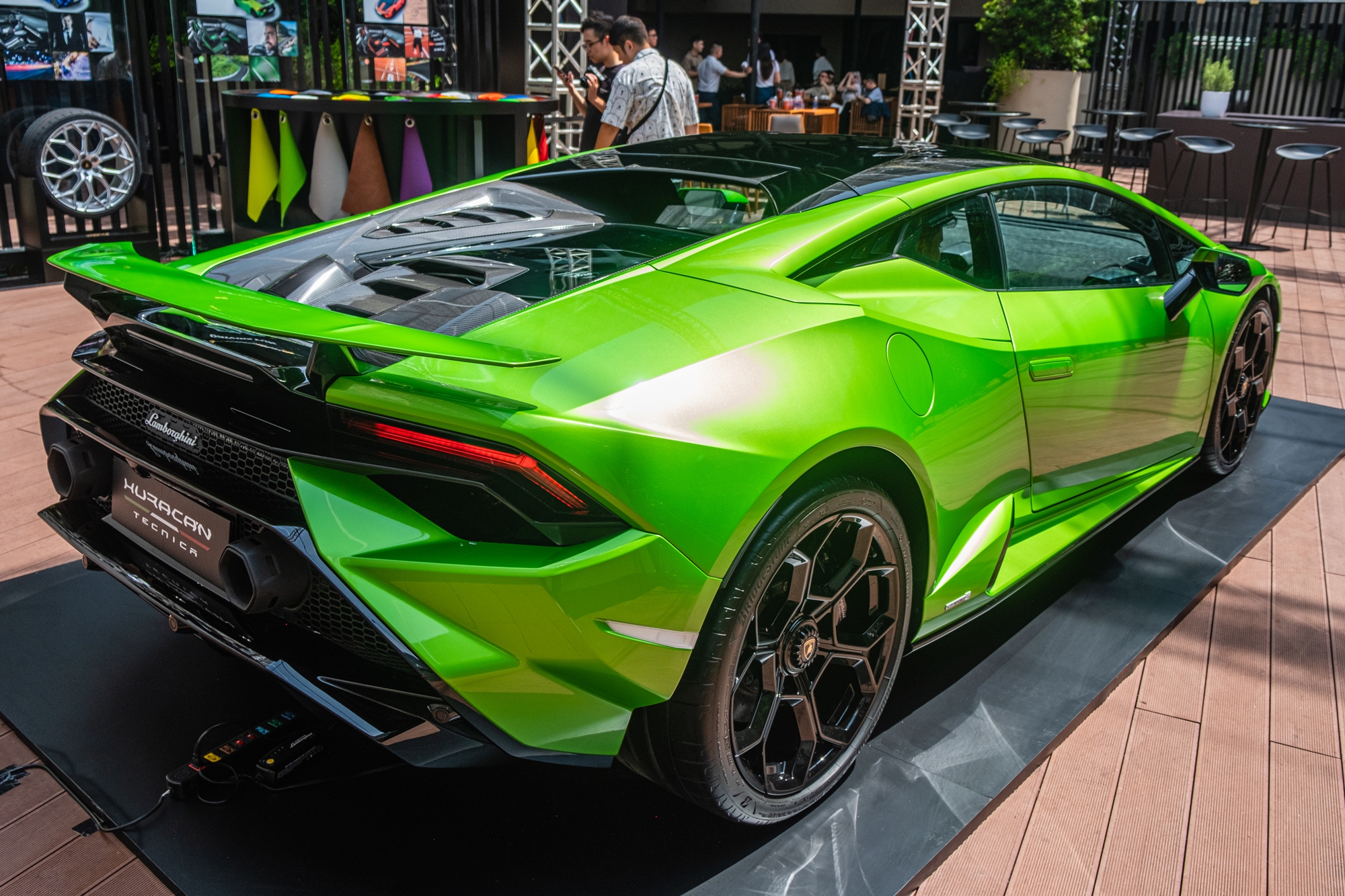 Chi tiết Lamborghini Huracan Tecnica giá từ 19 tỷ đồng tại Việt Nam - Ảnh 5.