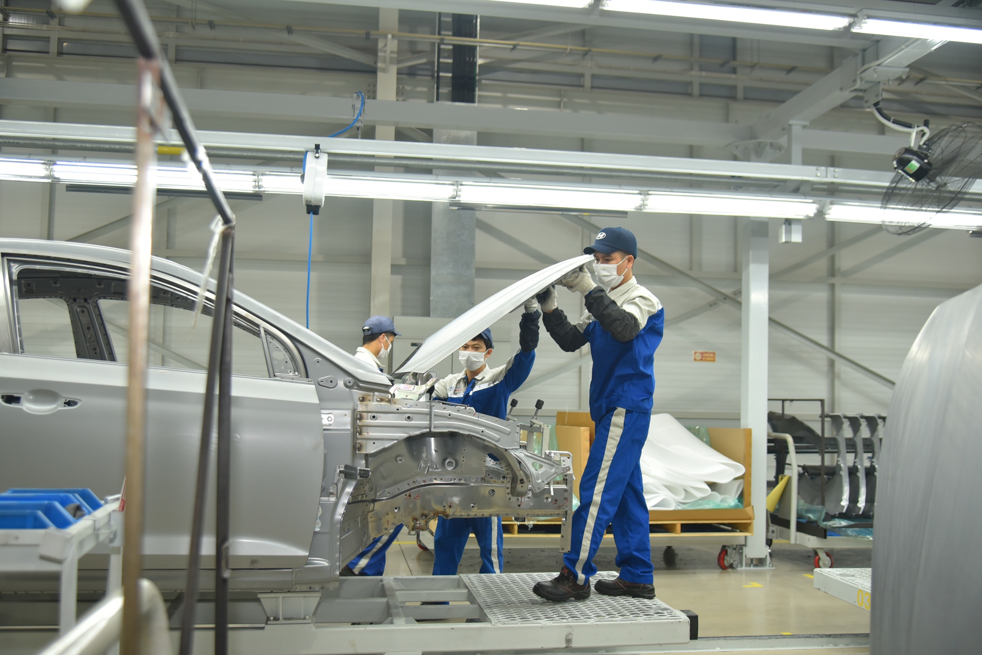 Hyundai lắp ráp Santa Fe Hybrid và Ioniq 5 tại Việt Nam: Kỳ vọng giá tốt để so kè Kia và VinFast - Ảnh 18.