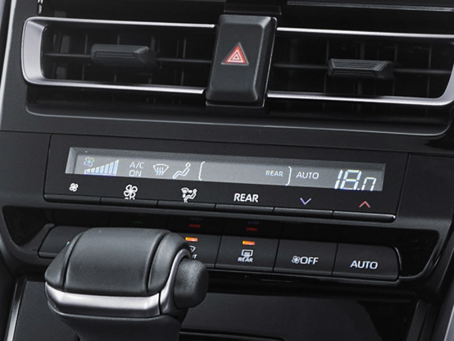 Chi tiết Toyota Innova Zenix - Bản cao nhất, sang xịn như SUV đàn anh - Ảnh 10.