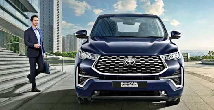 Toyota Innova đời mới ra mắt Ấn Độ với tên gọi khác, thông số cũng khác theo - Ảnh 5.