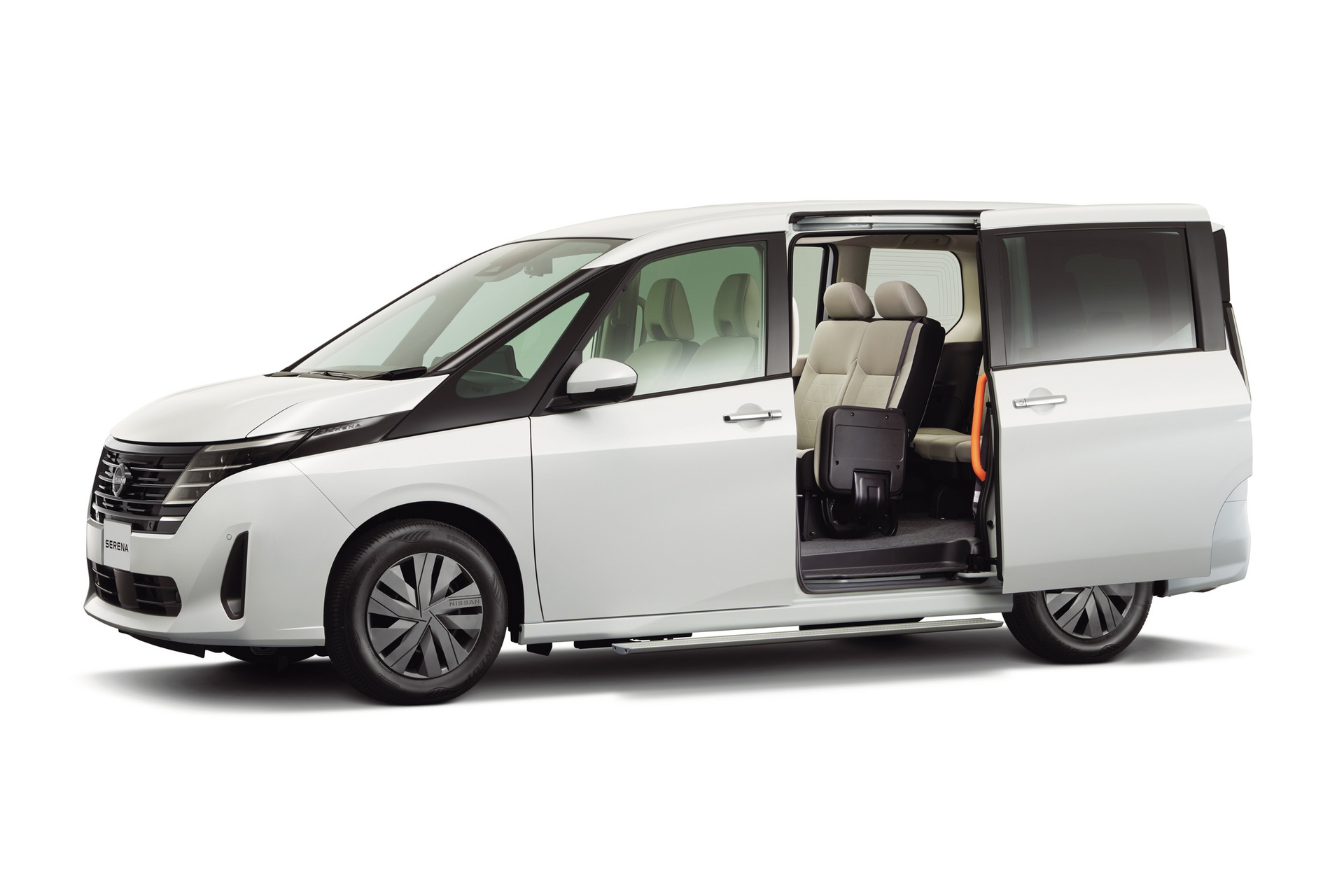 Nissan Serena - Minivan giàu công nghệ, dùng động cơ giống Kicks vừa ra mắt Việt Nam - Ảnh 8.