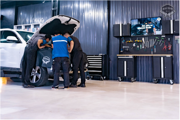 Từ c&acirc;u chuy&ecirc;n Kindig-It Design v&agrave; HTWS cho đến tương lai nghề &ocirc; t&ocirc; - Ảnh 7.
