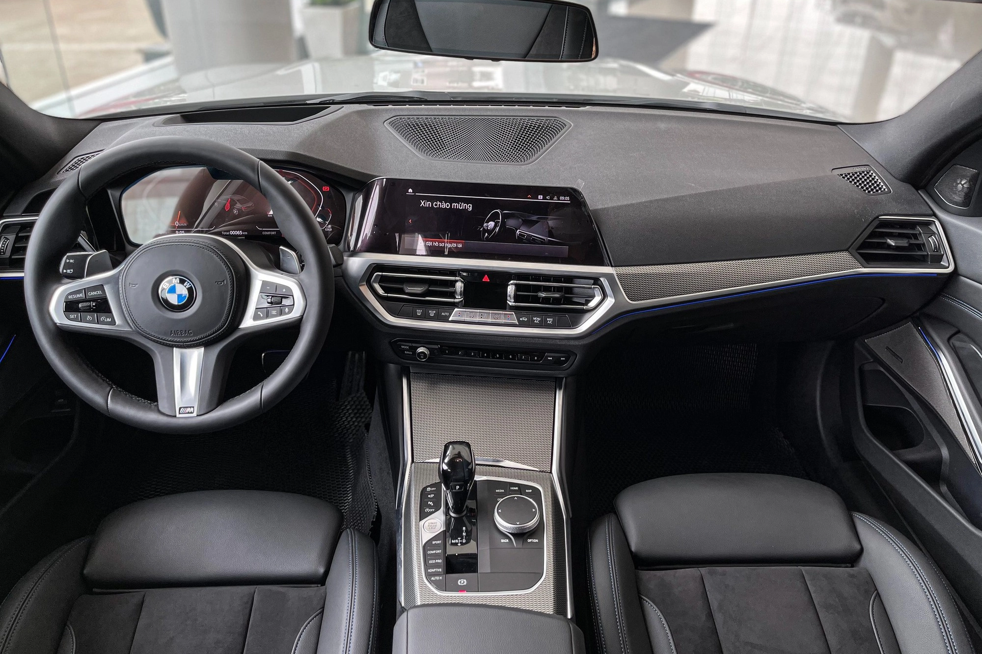 Ảnh chi tiết BMW 3 Series lắp ráp: Nâng cấp nhiều trang bị từ bản tiêu chuẩn, rẻ hơn xe nhập 815 triệu đồng - Ảnh 6.