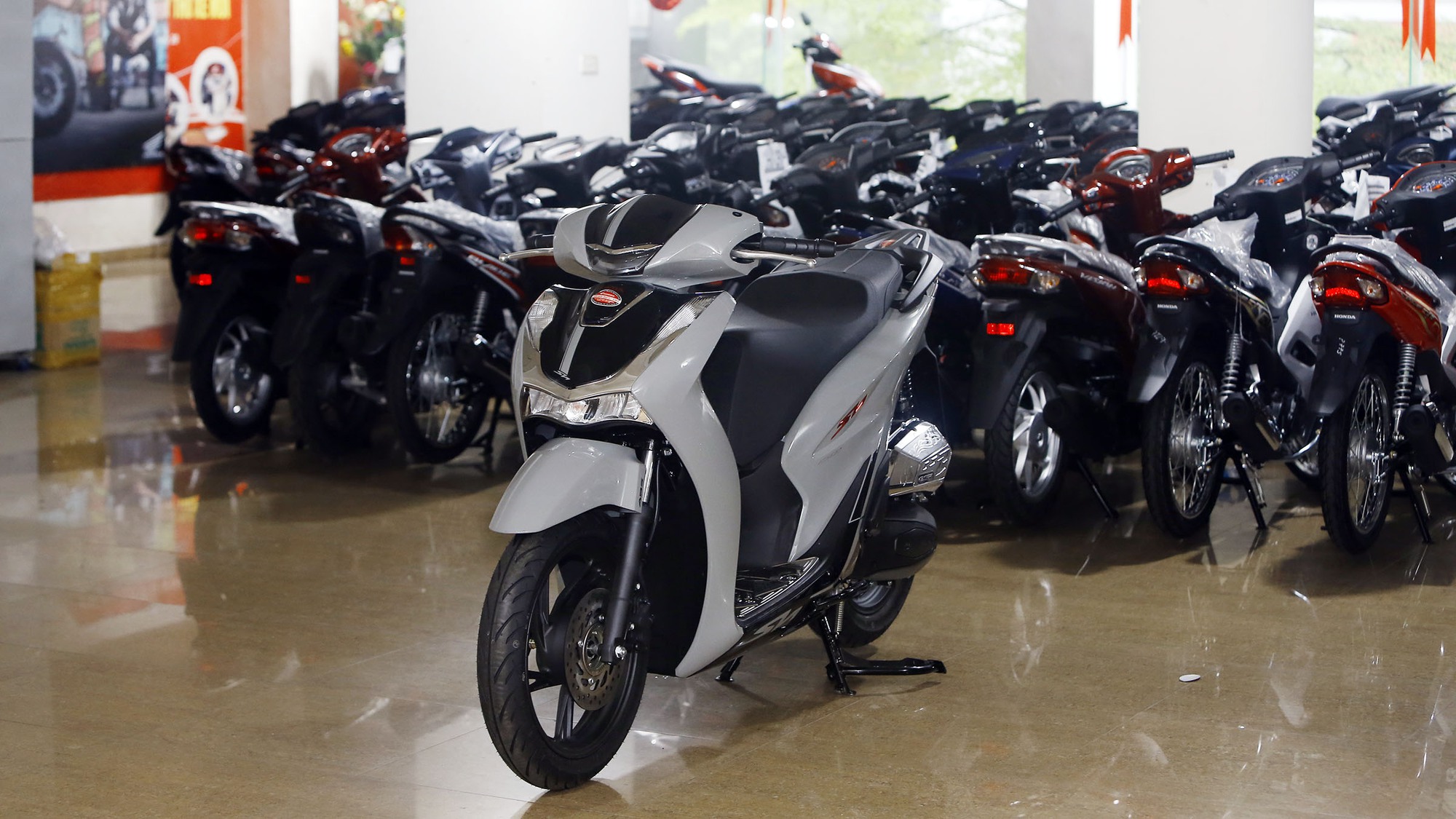 Vì sao khách hàng Việt chuộng xe máy Honda  Muaxegiatotcom