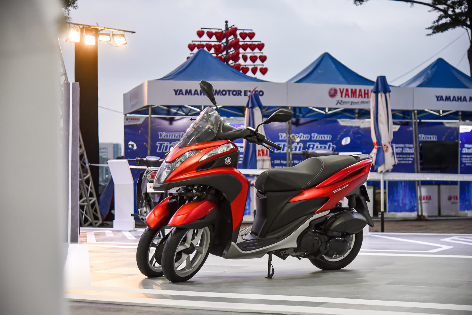 Chi tiết bộ đôi xe máy Yamaha 3 bánh cực dị tại Việt Nam - Ảnh 10.