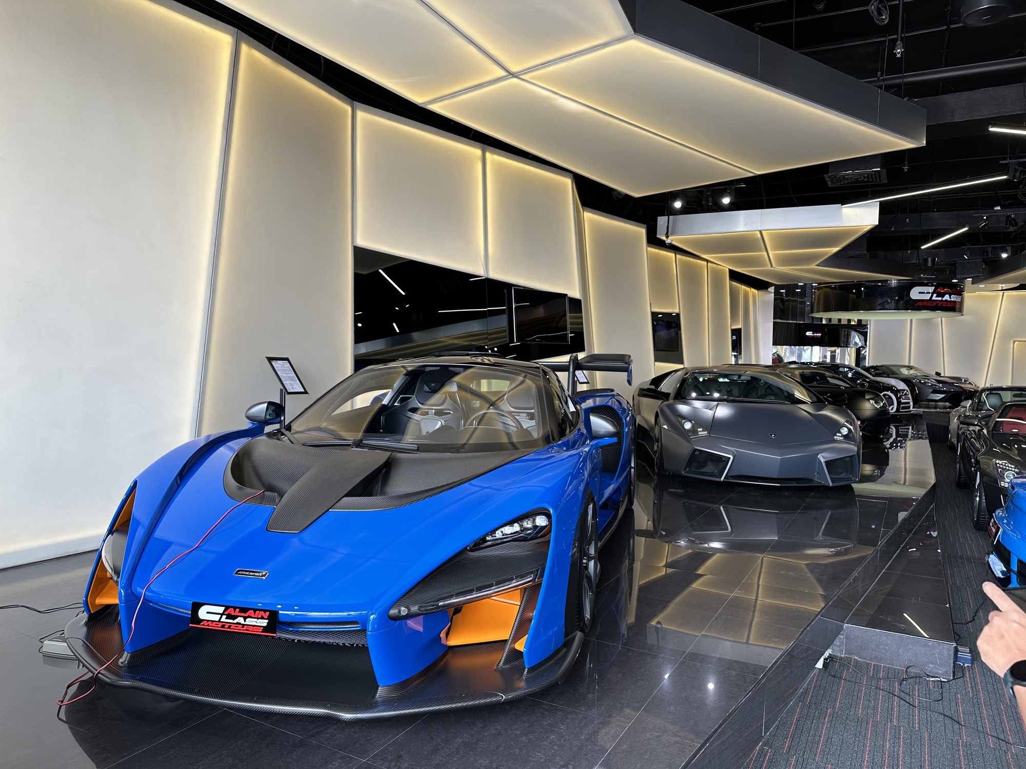 Toyota car showroom hires stock photography and images  Alamy