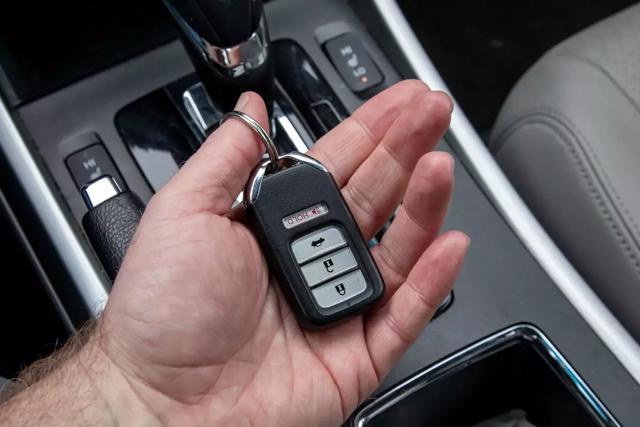 Can your car be broken into with another car's key fob?  - Photo 2.