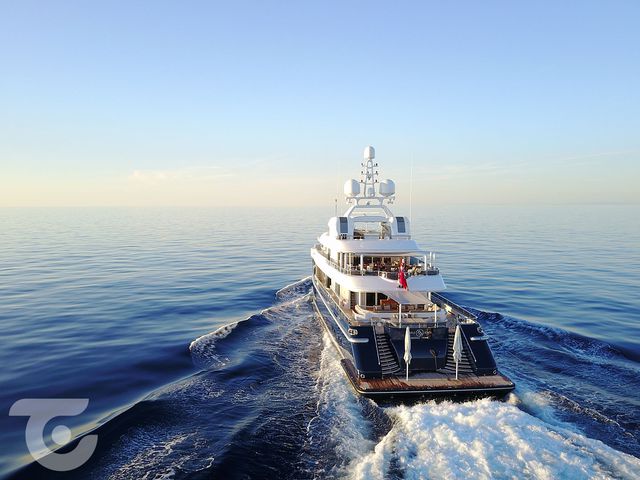 Bên trong du thuyền siêu tiện nghi 46 triệu USD nơi Tom Cruise thuê nghỉ dài ngày  - Ảnh 2.
