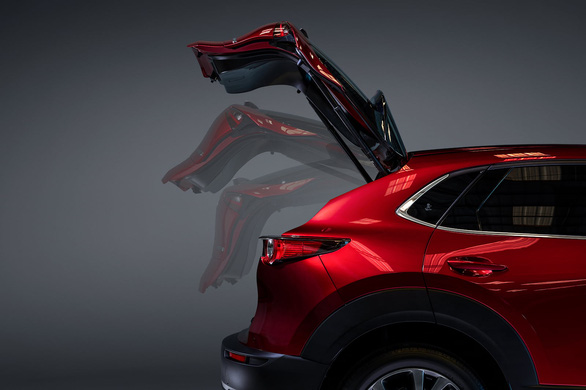 Mazda định làm cửa cốp biết tự thay đổi tốc độ mà chưa hãng nào triển khai - Ảnh 1.