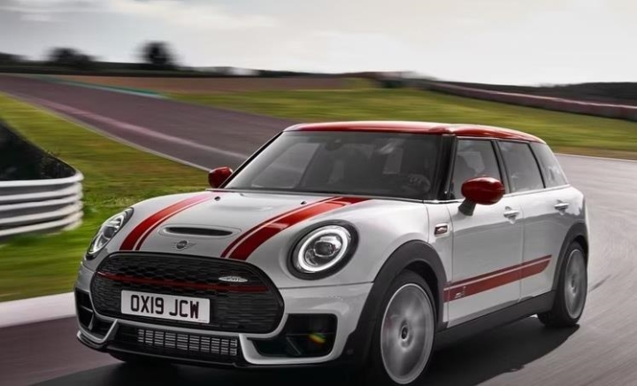 Những mẫu xe nhỏ gọn c&oacute; tốc độ đ&aacute;ng kinh ngạc  - Ảnh 1.