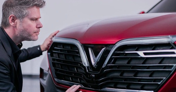 Đóng dây chuyền sớm nửa năm, VinFast chính thức dừng kinh doanh ô tô xăng  - Ảnh 1.