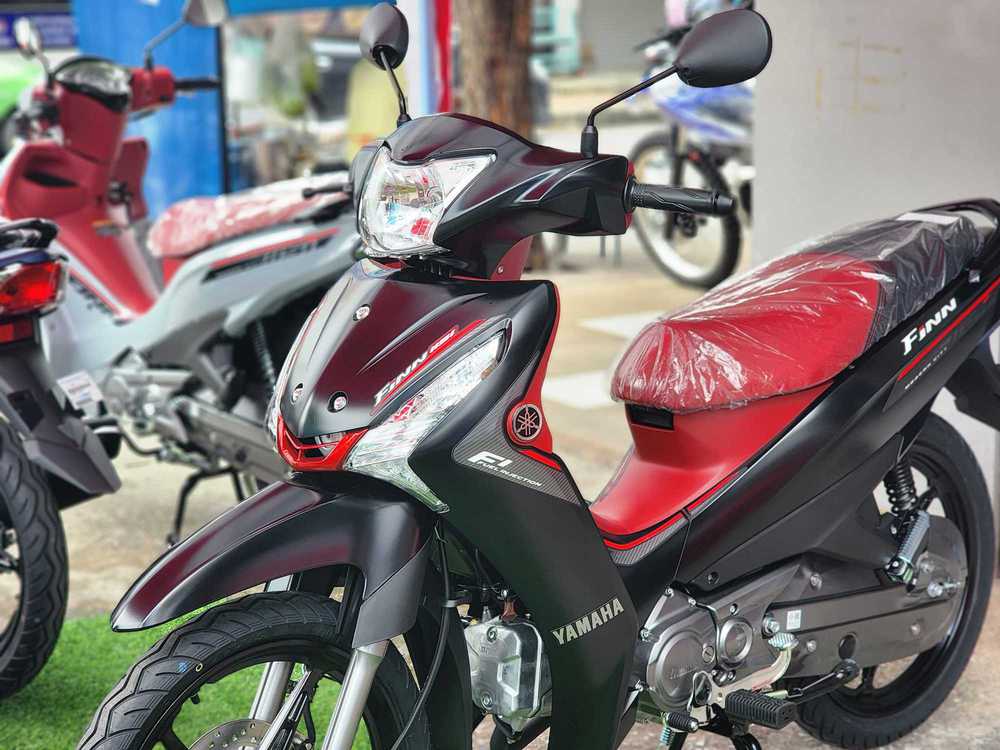 Xe máy Thái giá 26 triệu siêu tiết kiệm xăng: Đầy bình đi 384km, ra màu mới đẹp nhức mắt - Ảnh 5. Xe máy Thái giá 26 triệu siêu tiết kiệm xăng: Đầy bình đi 384km, ra màu mới đẹp nhức mắt - Ảnh 5.