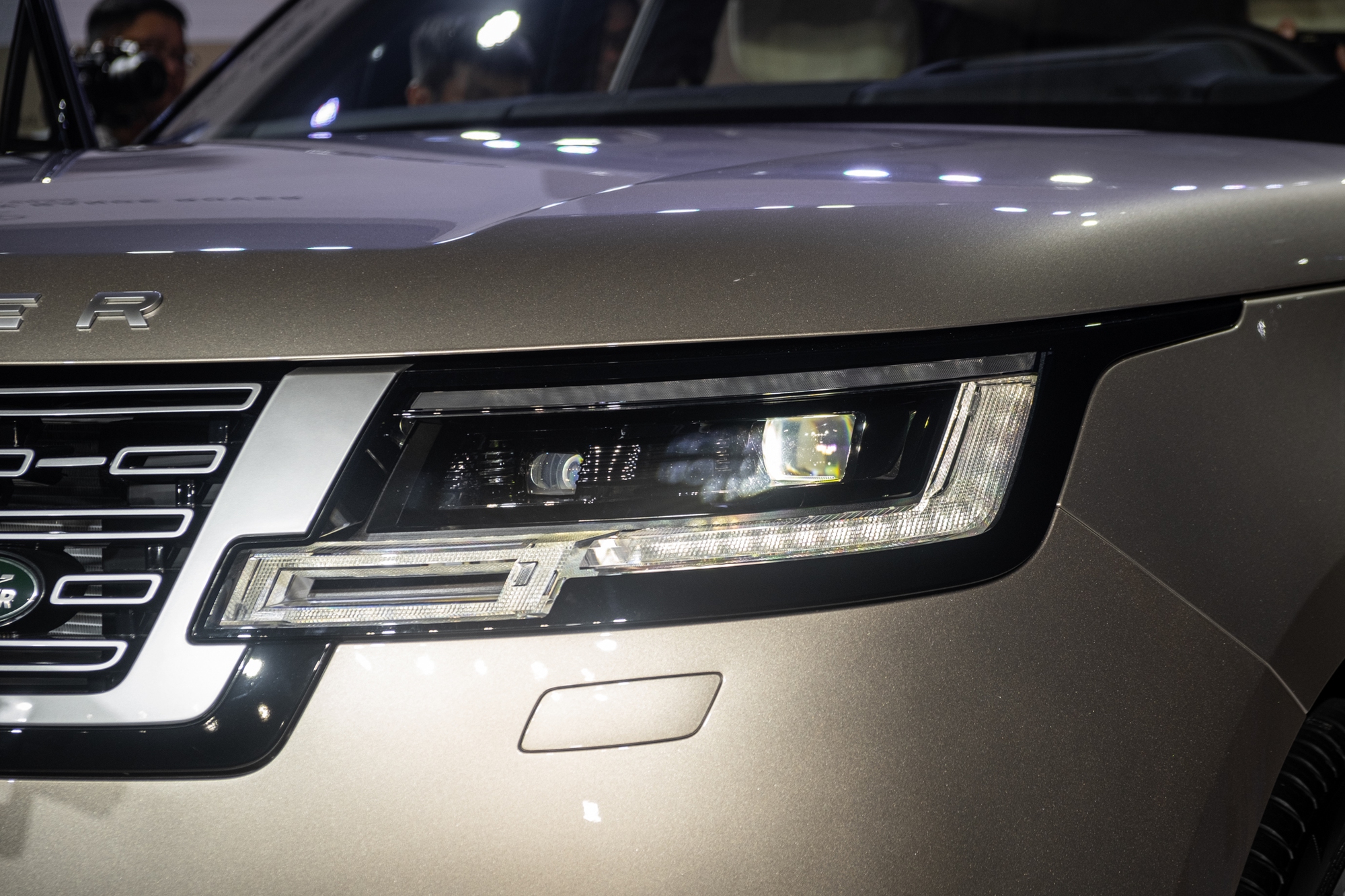 Range Rover 2022 ra mắt Việt Nam: Giá từ 11,9 tỷ đồng, nhiều tiện nghi ...