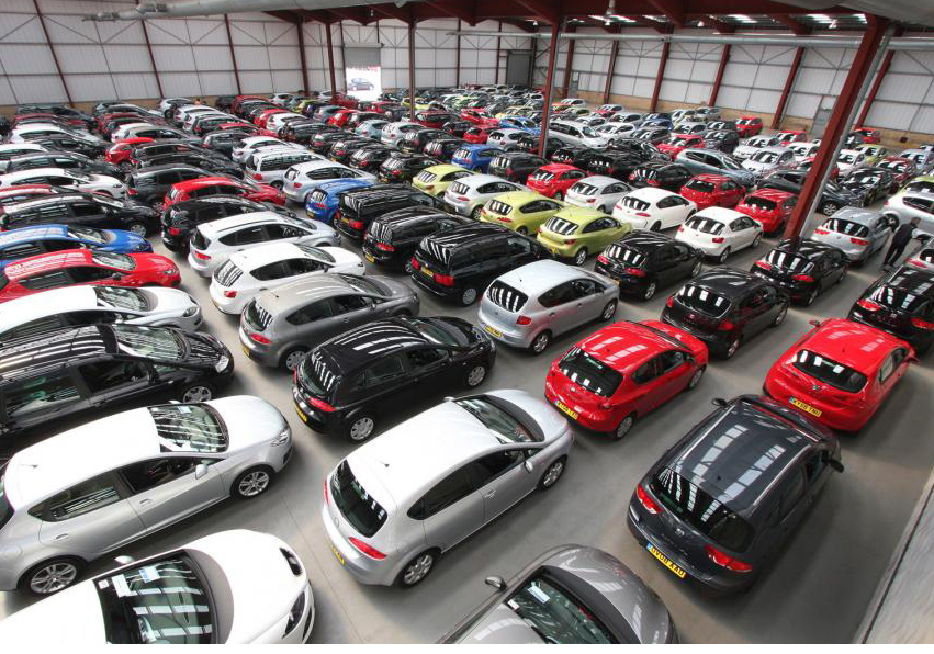 Nóng tuần qua Hàng trăm ô tô thanh lý giá siêu rẻ có xe chỉ hơn 100  triệu đồng