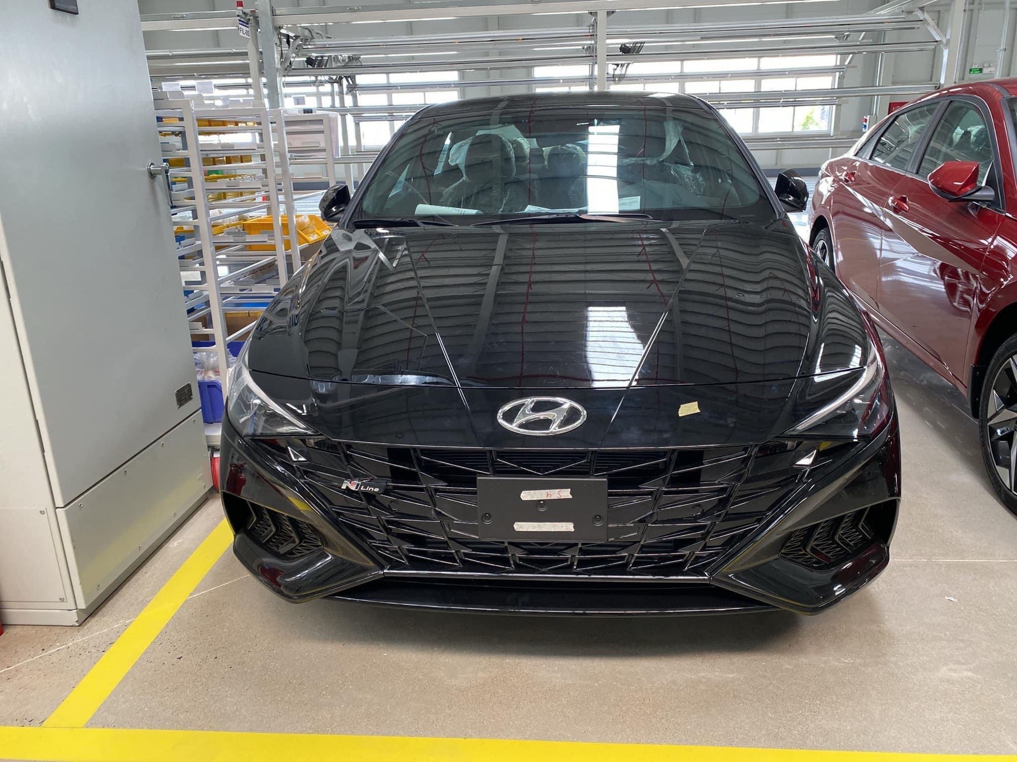 Hyundai Elantra All New 2024: Hyundai Elantra All New 2024 là bước đột phá mới trong ngành công nghiệp ô tô. Với thiết kế đặc biệt và không gian nội thất rộng rãi, chiếc xe này sẽ đem đến cho bạn một trải nghiệm lái mới lạ và đầy thú vị.