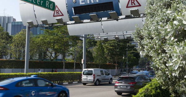 Giá ô tô tại Singapore lên cao ngất - vì sao chi phí cho ô tô tại quốc gia này thuộc top đắt nhất thế giới?  - Ảnh 1.