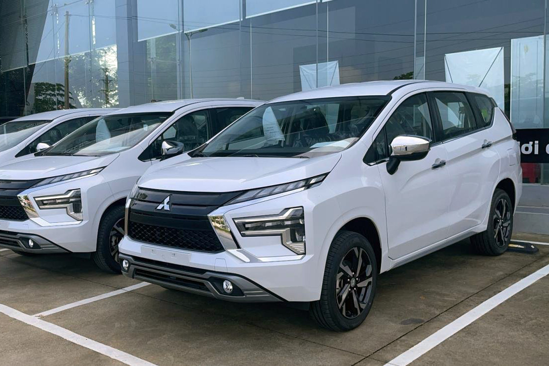 三菱エクスパンダーは今年、ベトナムで記録を打ち立てました。市場で No.1 であり、依然として MPV 販売の王様であり、トヨタ ベロスの 2 倍以上を販売しています - 写真 2。