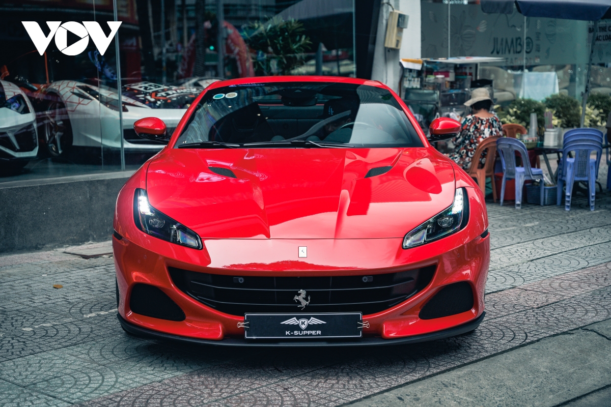 Cận cảnh Ferrari Portofino M hơn 15 tỷ đồng đầu tiên tại Việt Nam - Ảnh 2.