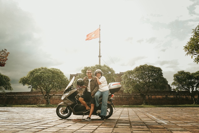 Mẹ rủ con trai từ Đà Lạt đến Huế bằng xe máy: Hành trình ý nghĩa của người phụ nữ tuổi 50 - Ảnh 5.