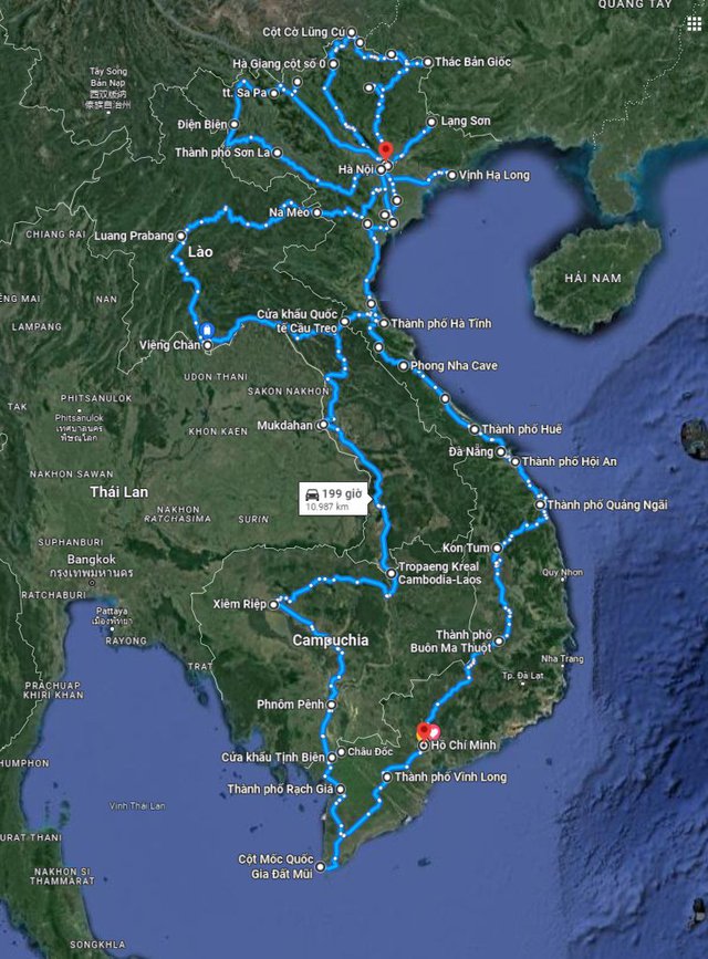 Gia đình ở TP. HCM lái xe bán tải hơn 10.000 km xuyên 3 nước Đông Dương: 45 ngày khó quên - Ảnh 2.