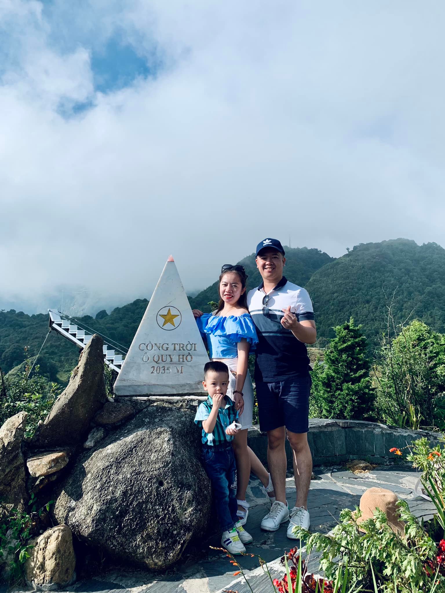 Gia đình trẻ tự lái xe hơn 1000km chinh phục đỉnh Fansipan - Ảnh 6.