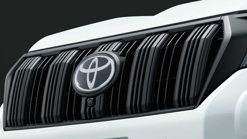 Toyota Land Cruiser Prado bất ngờ có phiên bản mới, thế hệ mới vẫn bặt vô âm tín - Ảnh 7.