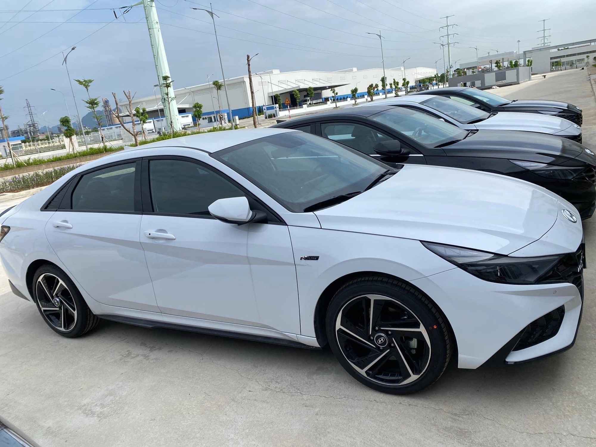 Đại lý ồ ạt nhận cọc Hyundai Elantra 2023: Ra mắt tháng 8, lắp ráp trong nước, trở lại đe doạ Kia K3 và Mazda3 - Ảnh 1.