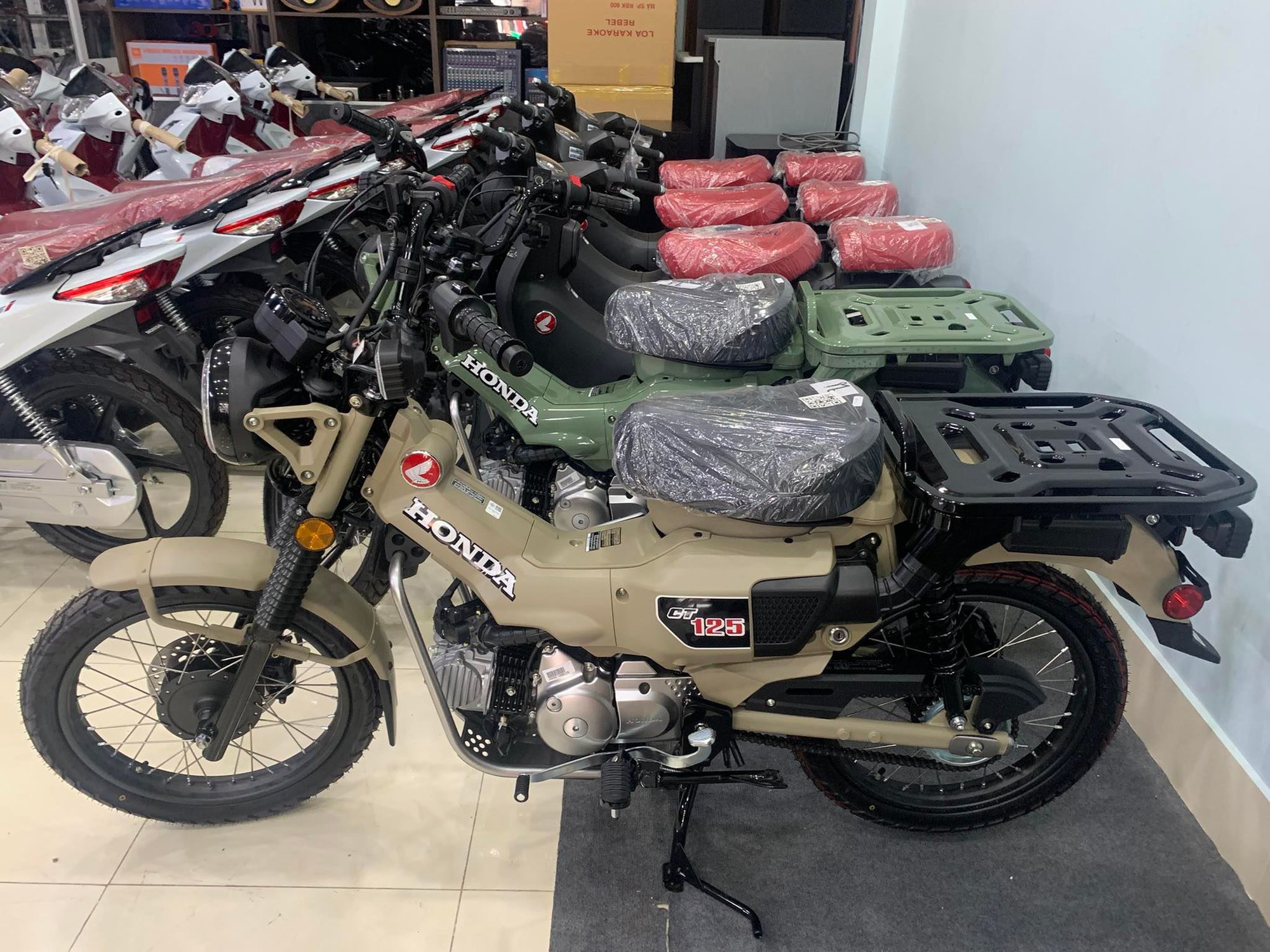 Những mẫu xe mô tô dưới 500 phân khối đang có mặt tại thị trường Việt