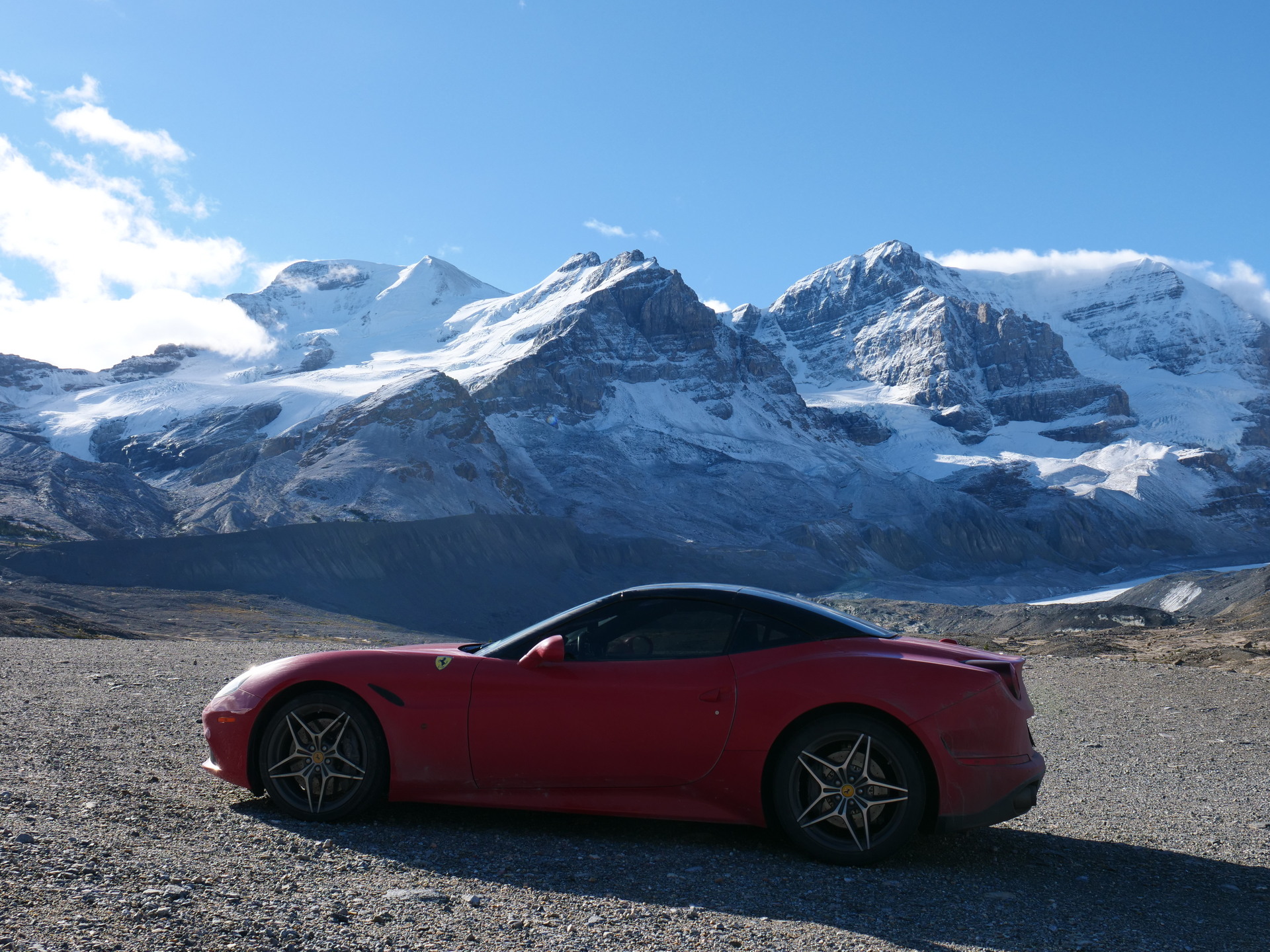 Phượt xuyên 3 quốc gia bằng siêu xe Ferrari: Đi gần 21.000km trong 2 tháng - Ảnh 13. Phượt xuyên 3 quốc gia bằng siêu xe Ferrari: Đi gần 21.000km trong 2 tháng - Ảnh 13.