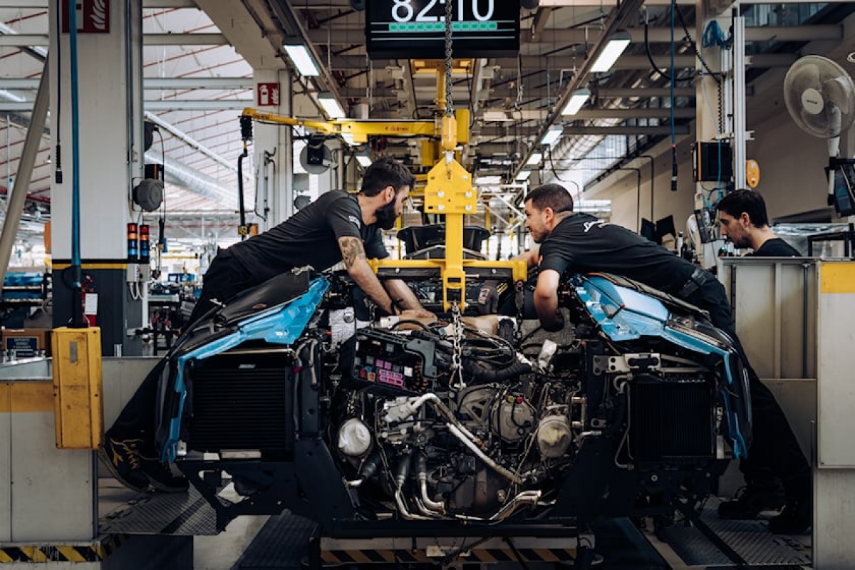 Siêu xe Lamborghini Aventador chính thức khai tử - Ảnh 4.