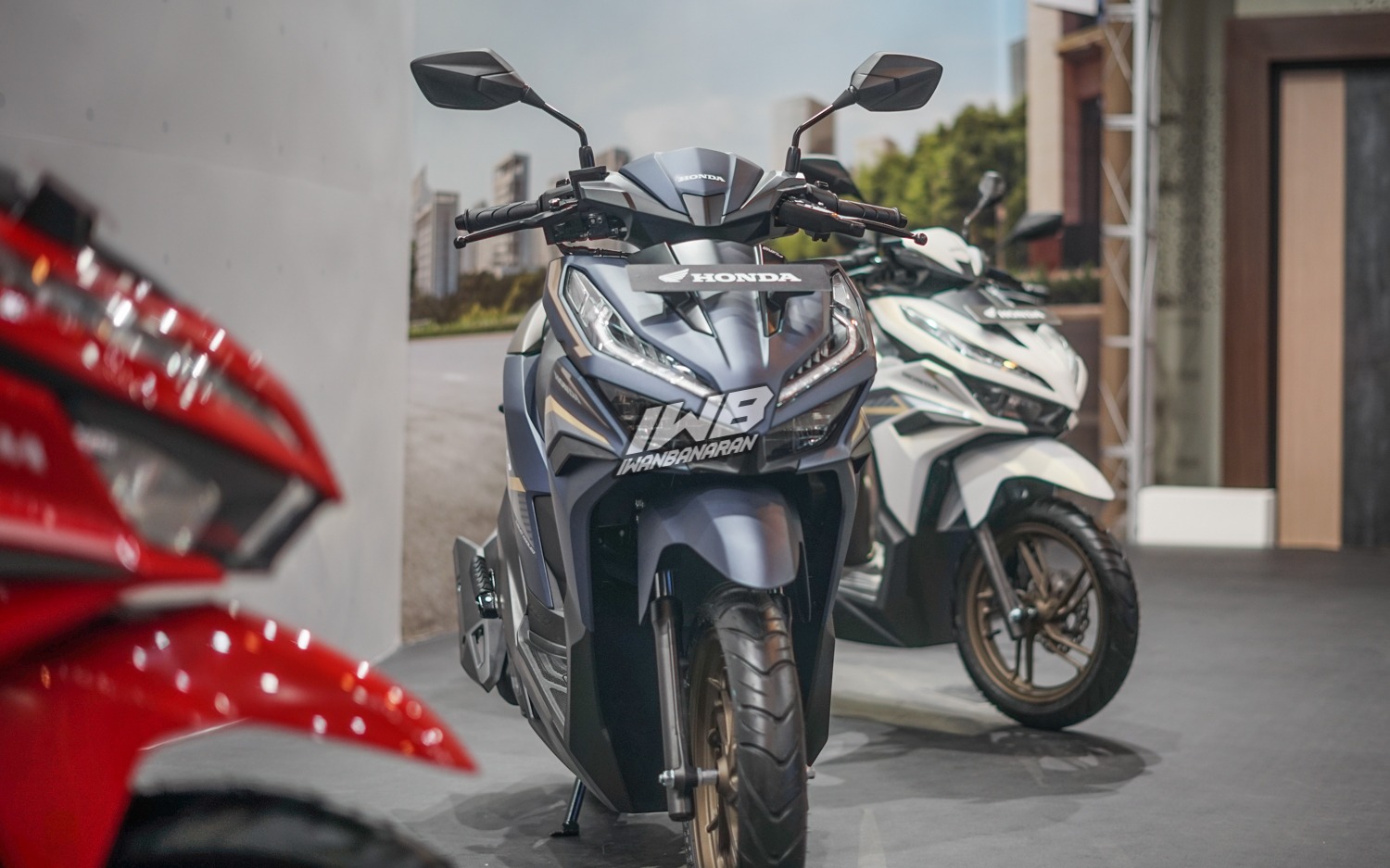 Ảnh thực tế Honda Vario 125 2023 vừa ra mắt: Giá quy đổi từ 35 triệu đồng, dễ tạo cơn sốt tại Việt Nam - Ảnh 4. Ảnh thực tế Honda Vario 125 2023 vừa ra mắt: Giá quy đổi từ 35 triệu đồng, dễ tạo cơn sốt tại Việt Nam - Ảnh 4.