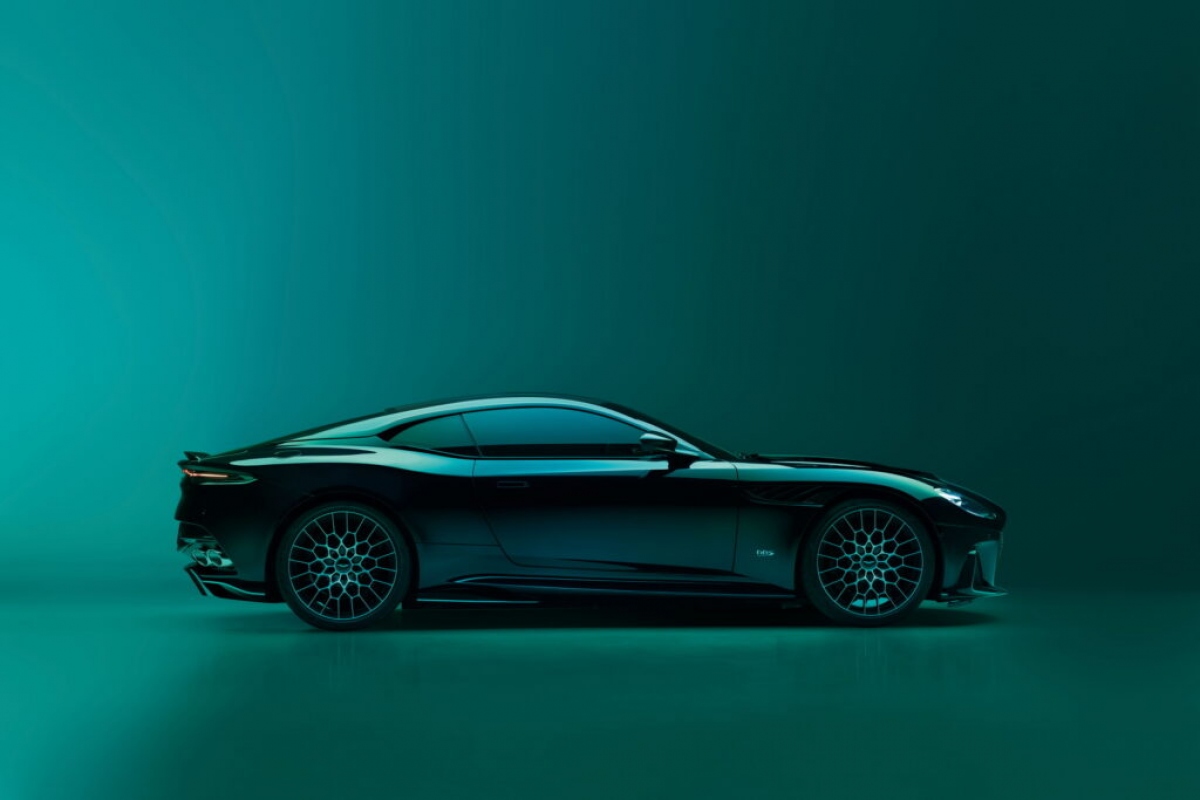 Aston Martin ra mắt DBS 770 Ultimate -chiếc Aston Martin “mạnh nhất từ trước tới nay&quot; - Ảnh 5.