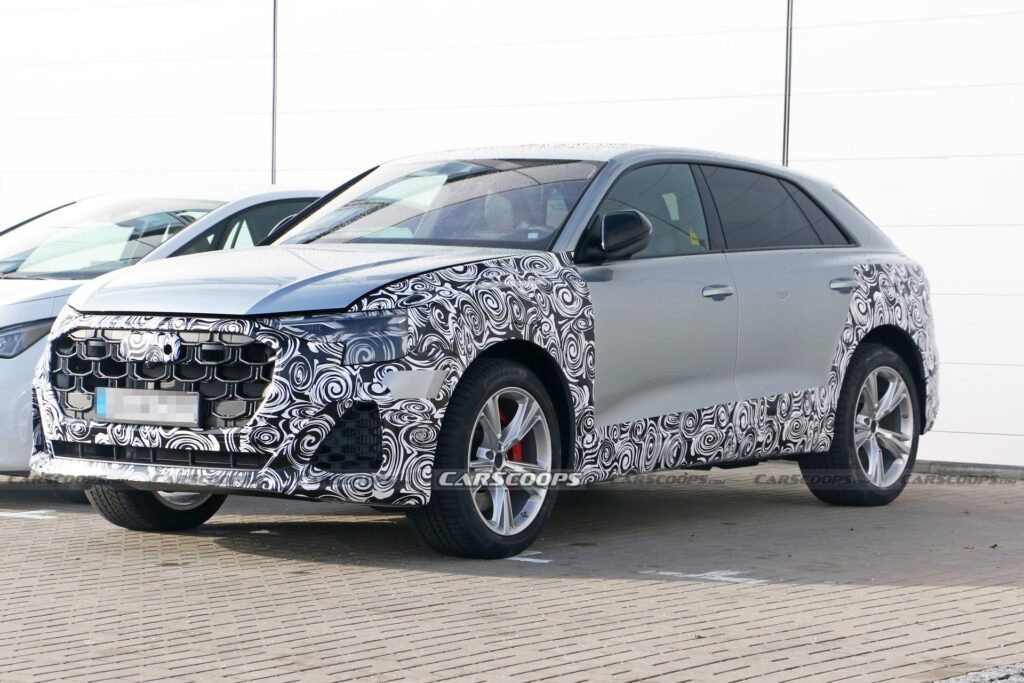 Audi Q8 2025 lộ diện - thay đổi nhẹ ngoại thất, lưới tản nhiệt hầm hố - Ảnh 1.