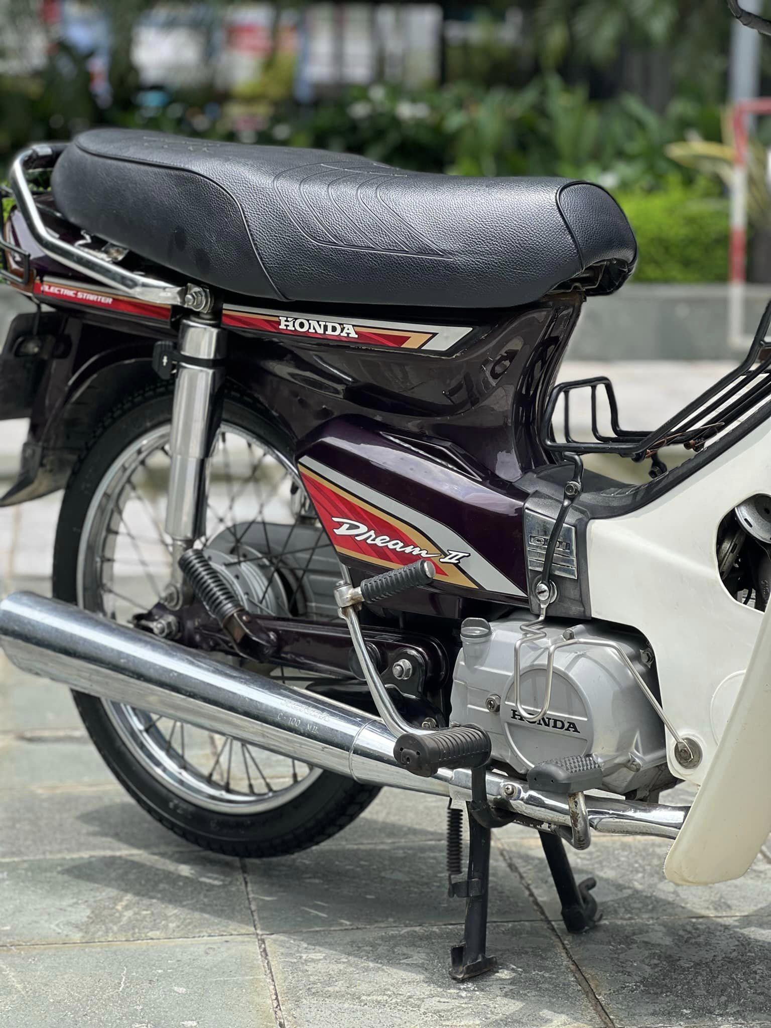 Honda Dream II Thái đập thùng khủng nhất Việt Nam
