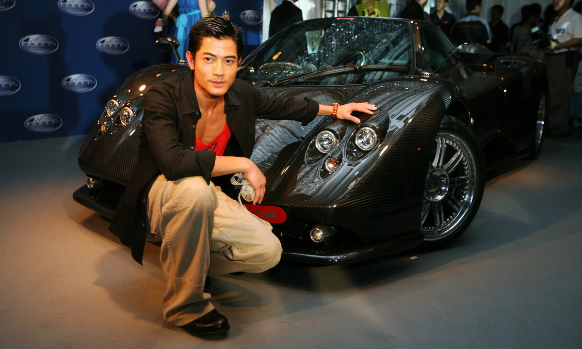 Nhức nhối nạn đua ô tô trái phép của hội con nhà giàu Hồng Kông: siêu xe là công cụ để “khoe của&quot; - Ảnh 2.