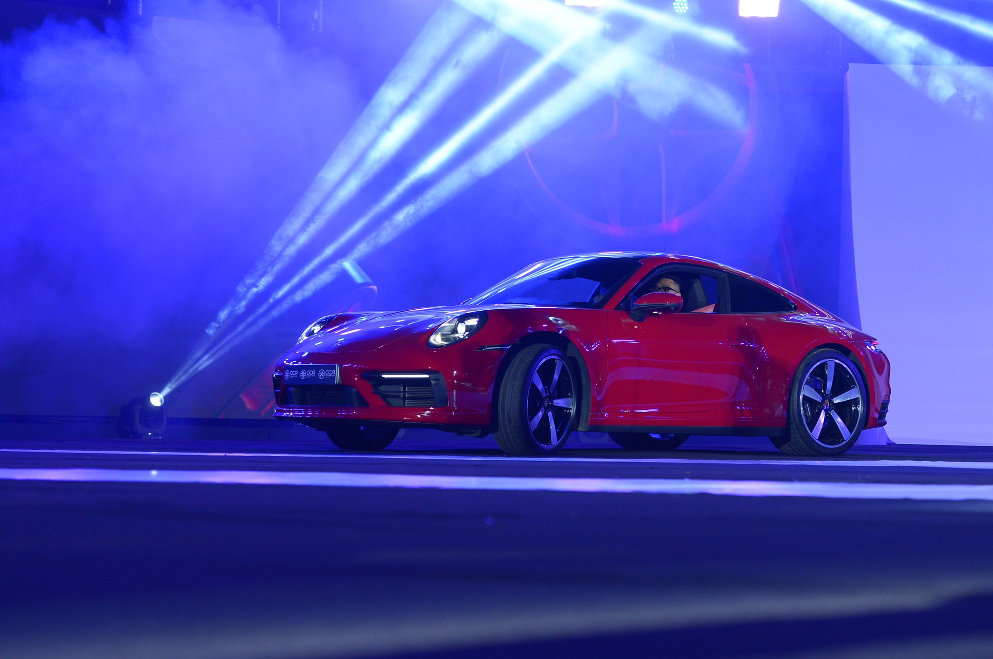Porsche 911 thắng cách biệt giải ‘Vô lăng xe sang 2022’ - Ảnh 5.