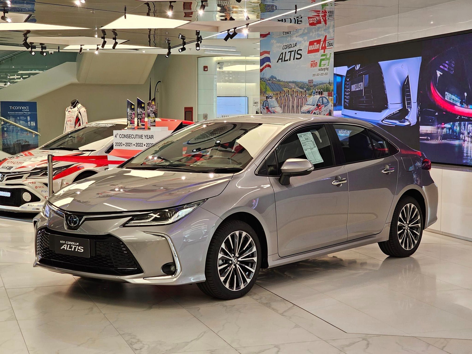 Đại lý tiết lộ loạt nâng cấp trên Toyota Corolla Altis 2023 sắp ra mắt Việt Nam: Có những trang bị duy nhất phân khúc - Ảnh 1.