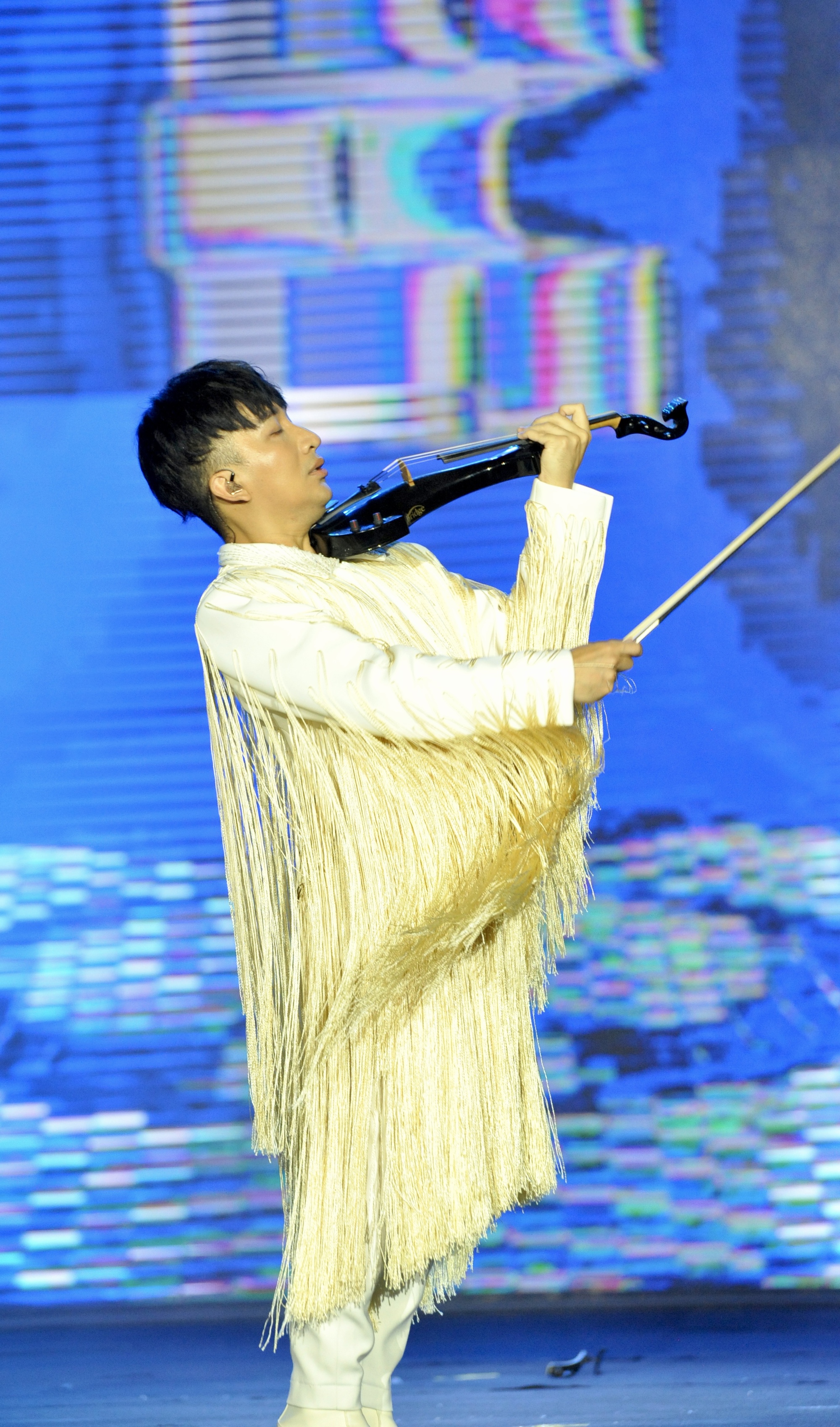 Hồ Ngọc Hà vừa nhảy vừa hát cực sung, Double2T thể hiện đẳng cấp quán quân Rap Việt tại Better Choice Awards 2023 - Ảnh 1.