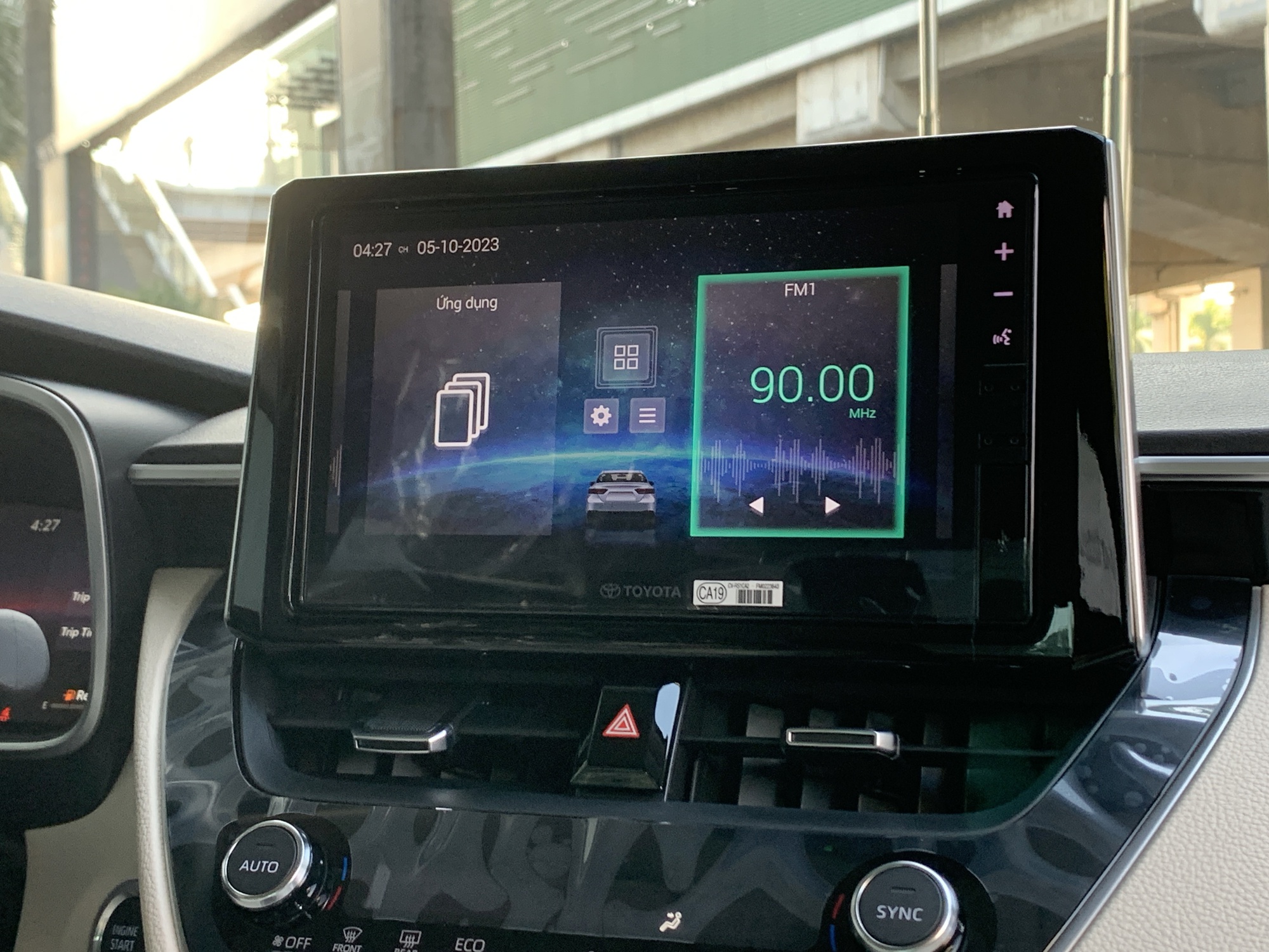 Cận cảnh Toyota Corolla Altis 2023 vừa về đại lý: Bổ sung trang bị an toàn, có đồng hồ tốc độ 'đỉnh' nhất phân khúc - Ảnh 9.