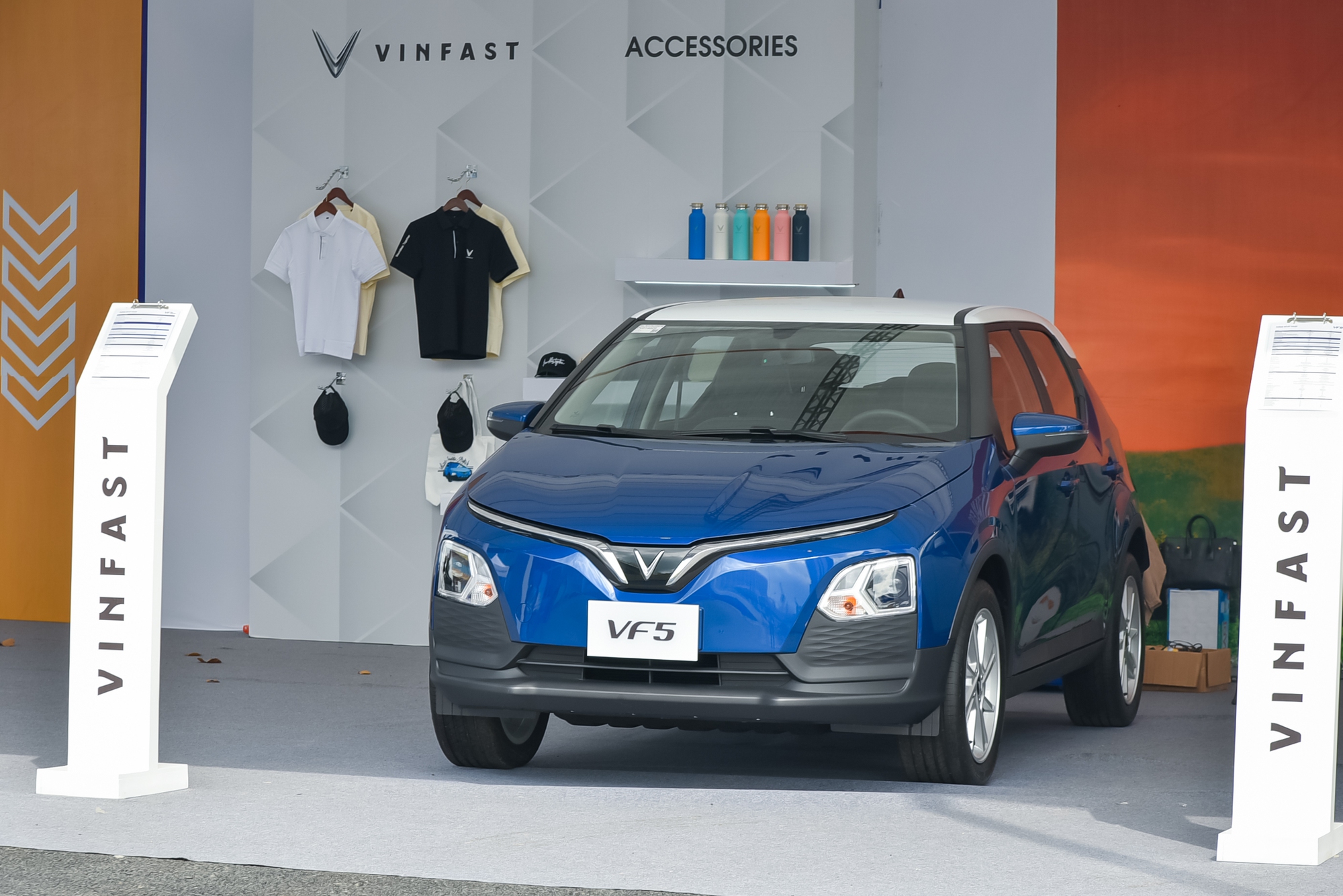 VinFast mang dàn xe hùng hậu tới triển lãm VIIE 2023: Đủ nhu cầu từ xe nhỏ tới xe gia đình - Ảnh 3.