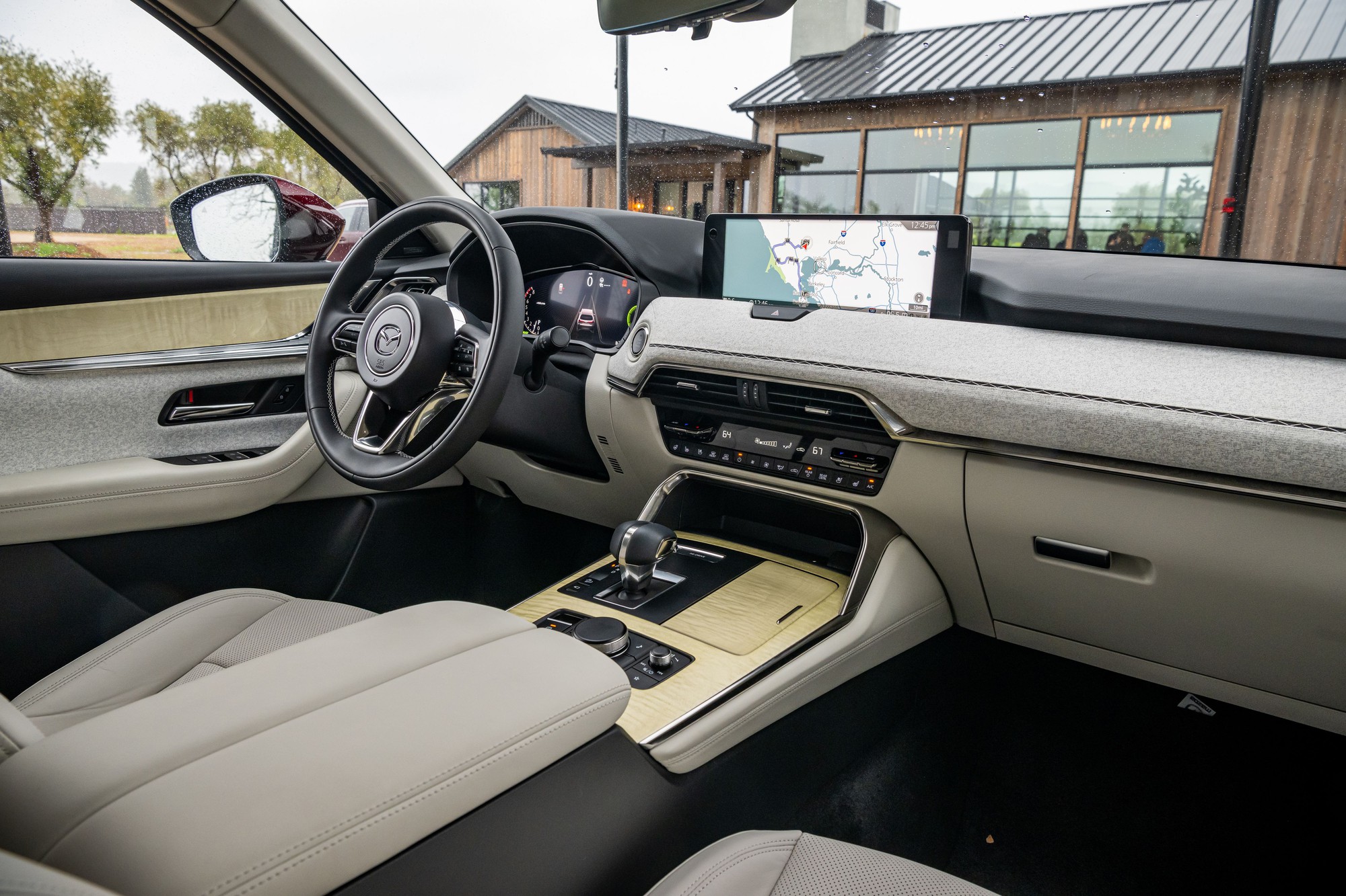 Xe Mazda 'cận sang' đắt khách, hãng kiếm hơn 370.000 tỷ đồng chỉ trong nửa năm- Ảnh 2.