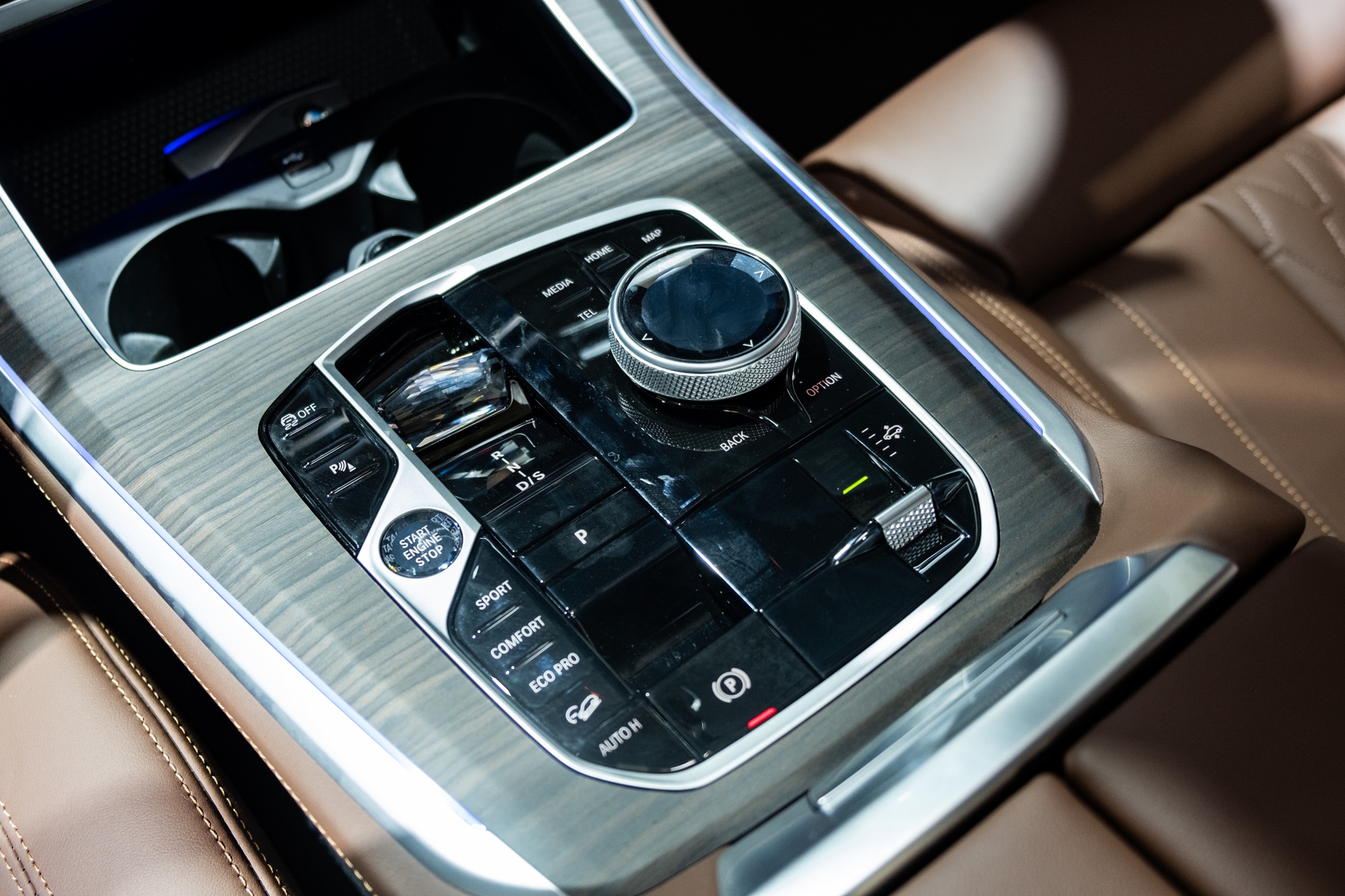 Ảnh thực tế BMW X5 2024 bản cao cấp nhất tại Việt Nam: Mạnh hơn, xịn hơn, thêm công nghệ đấu GLE- Ảnh 10.