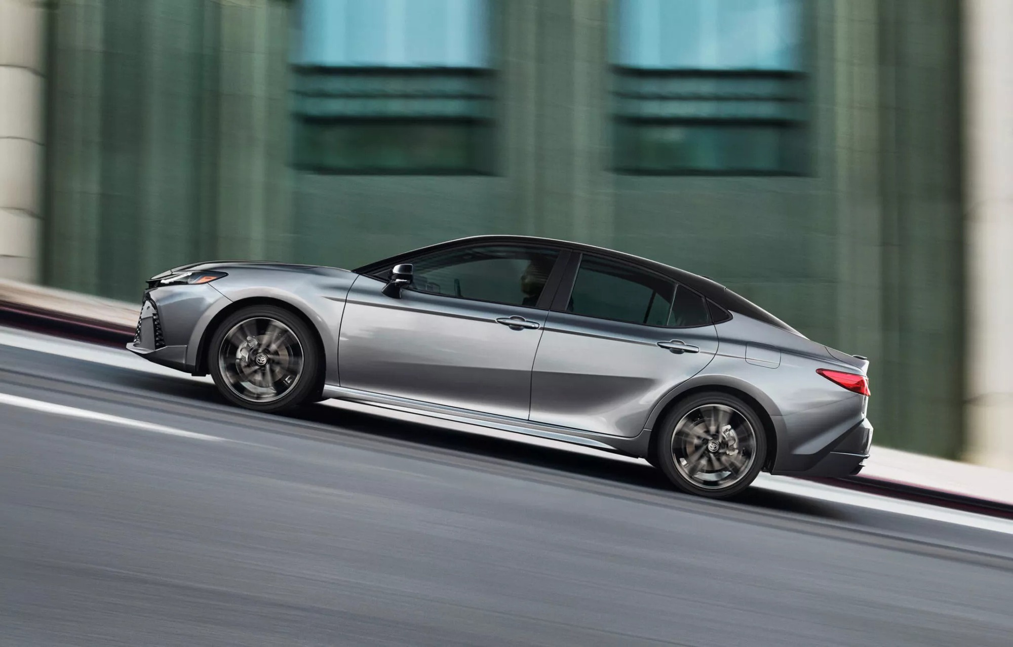 2025-toyota-camry-launch-00014-2-1700018454709448588625.jpg