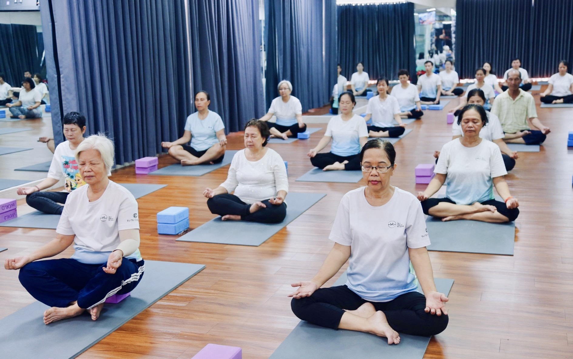 Lớp học Yoga đặc biệt của SCI: Nơi những bệnh nhân ung thư tìm lại khát vọng sống - Ảnh 1.