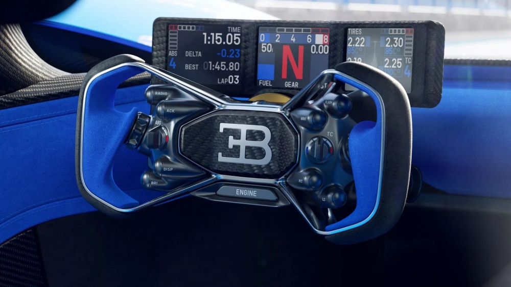 Cảm giác ngồi sau vô lăng Bugatti Bolide trị giá 4,4 triệu USD sẽ như thế nào? - Ảnh 2.